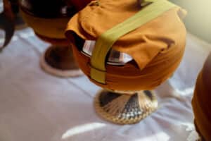 บาตรพระ---เครื่องสังฆภัณฑ์---อานิสงส์---โชคดีสังฆภัณฑ์